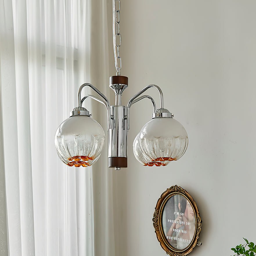 Ulliria Kronleuchter aus Walnuss und Glas mit nordischer Blumenkunst