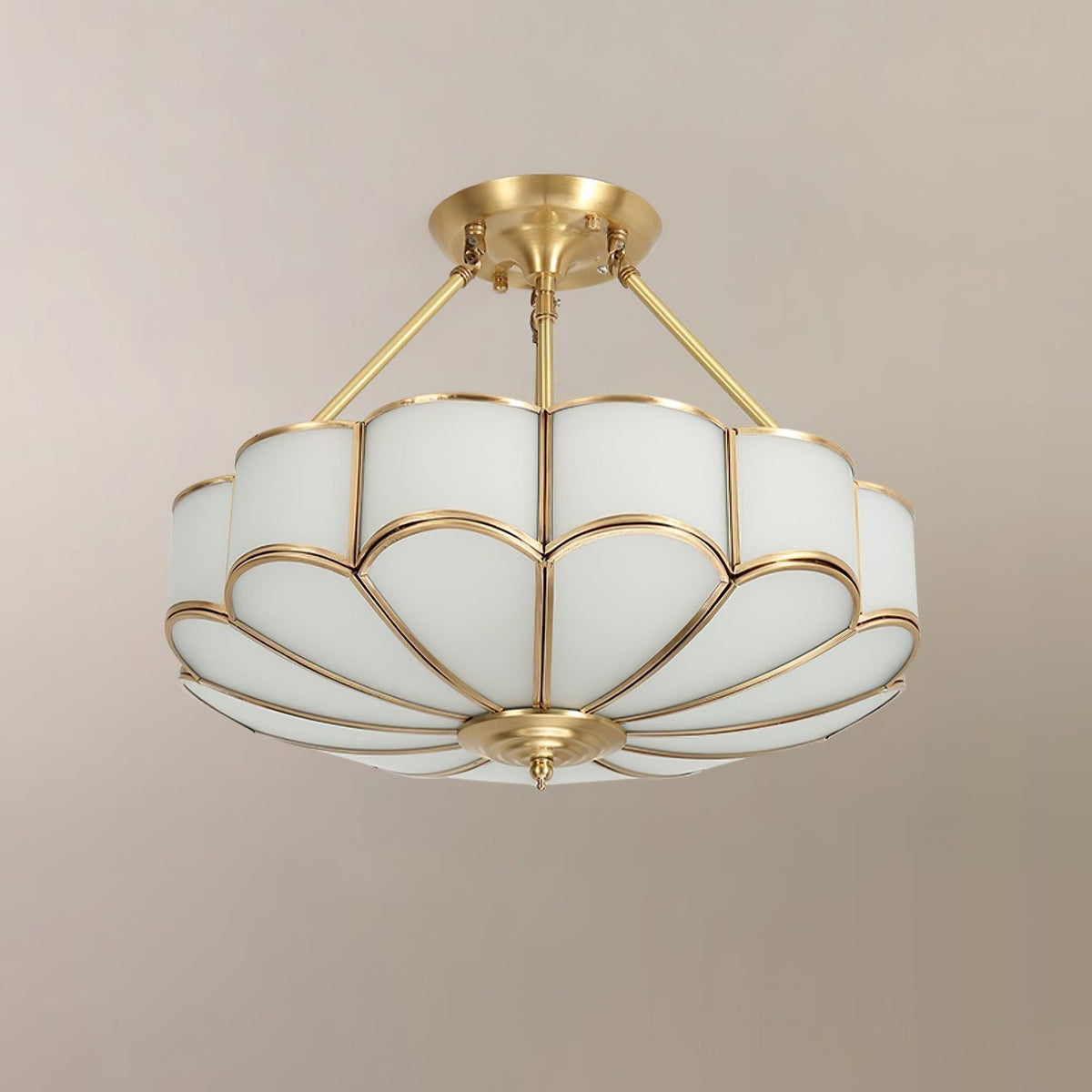 Levenor Deckenleuchte Milchglas Petal Messing Kunst