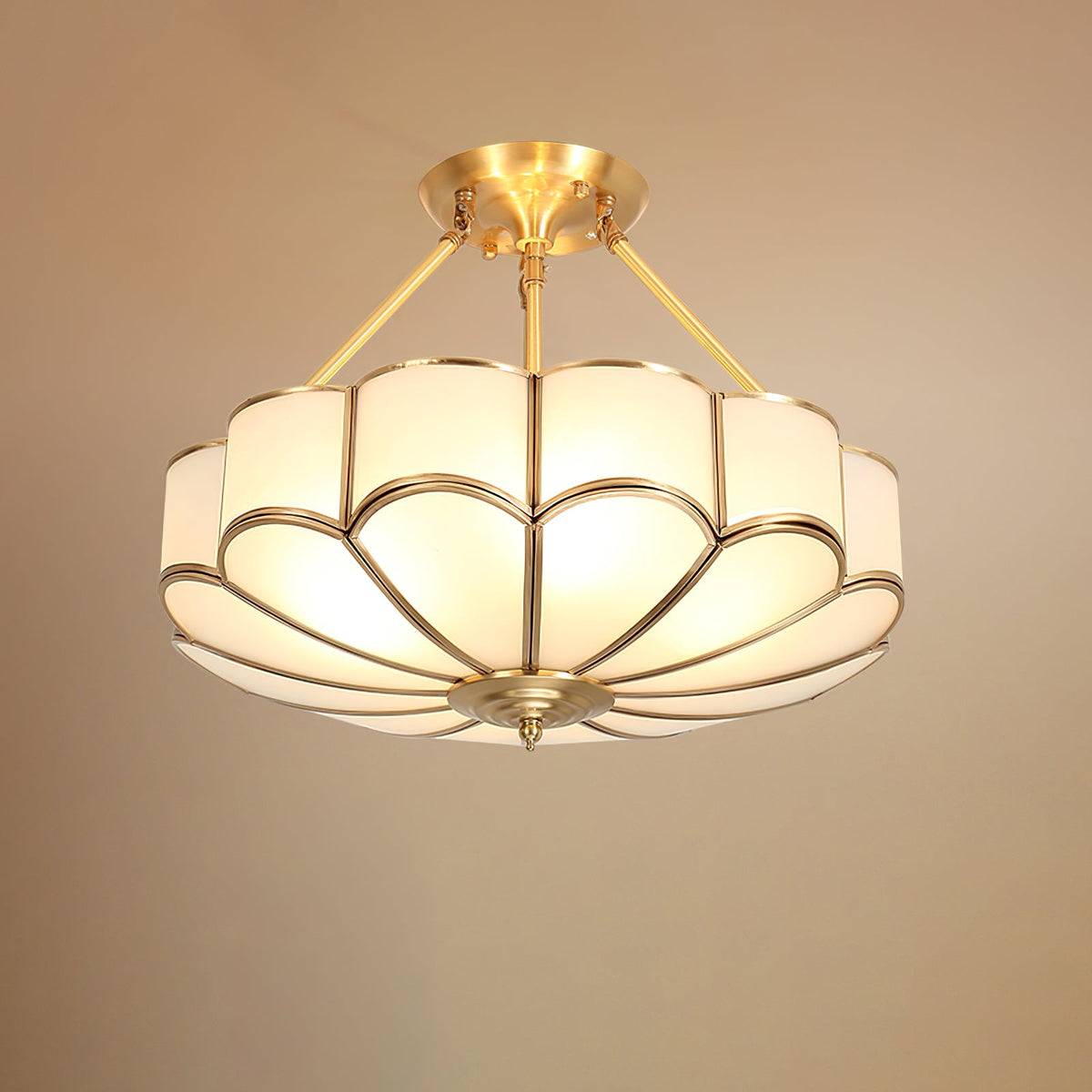 Levenor Deckenleuchte Milchglas Petal Messing Kunst
