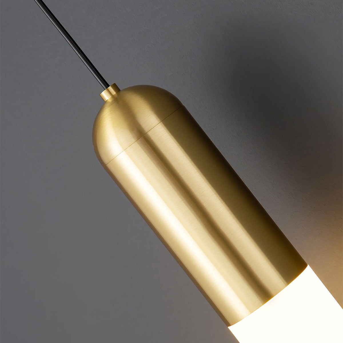 Deborah zeitgenössische minimalistische Wandleuchte