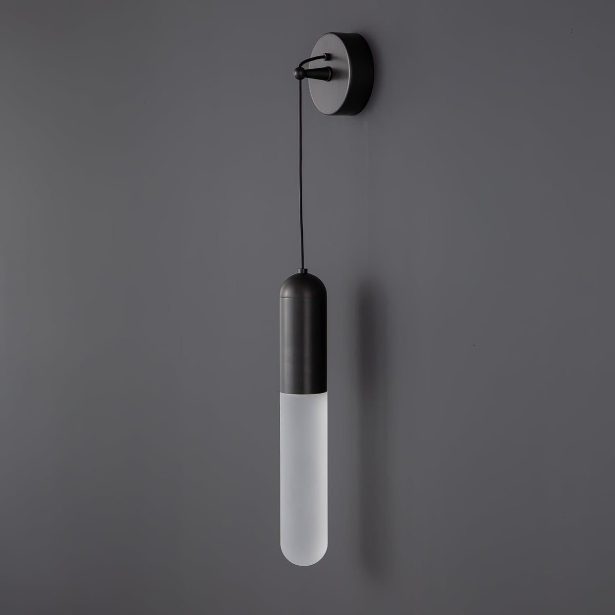 Deborah zeitgenössische minimalistische Wandleuchte