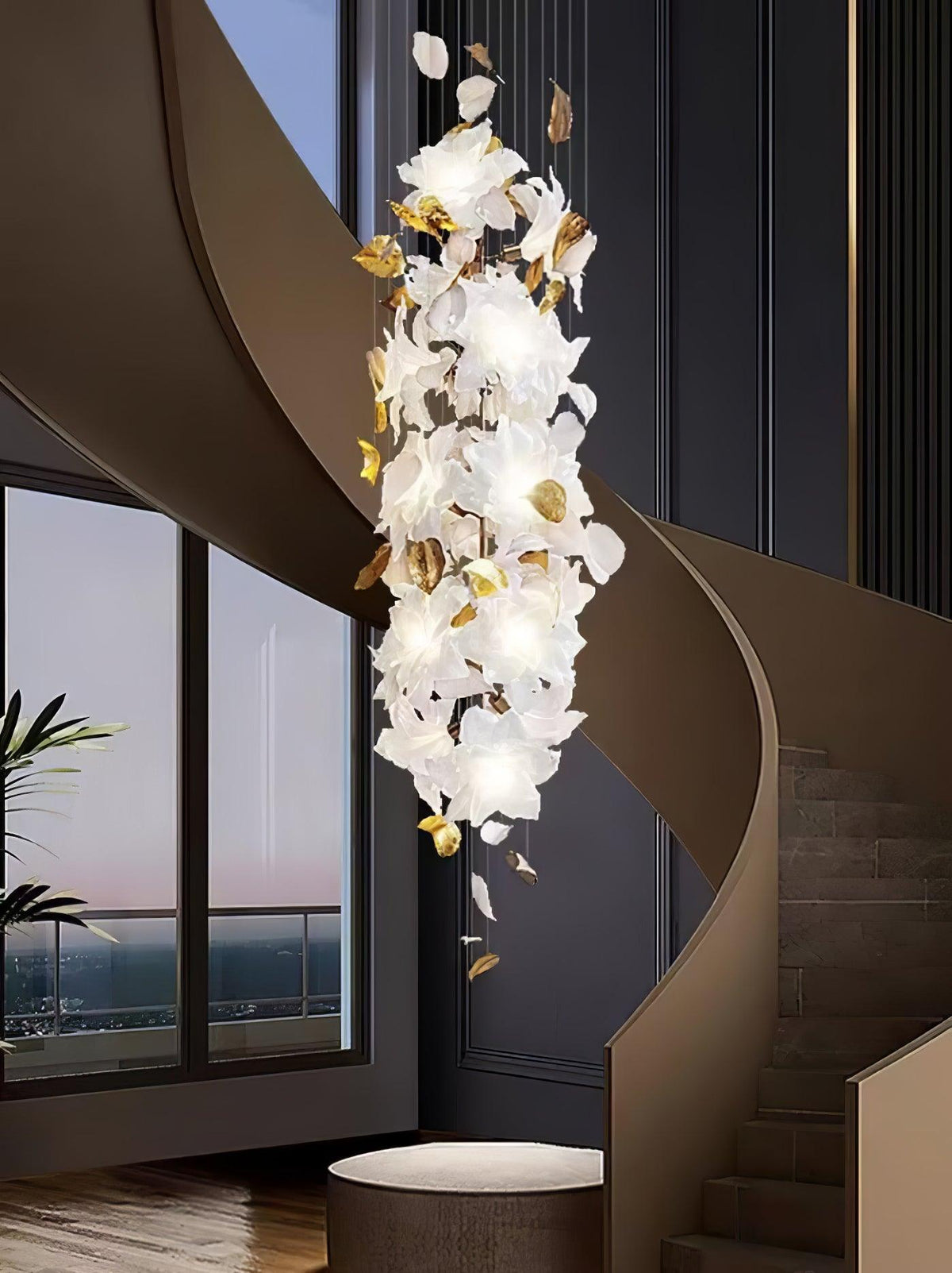 Araeos Flying Flowers Fluttering Kronleuchter aus Messing