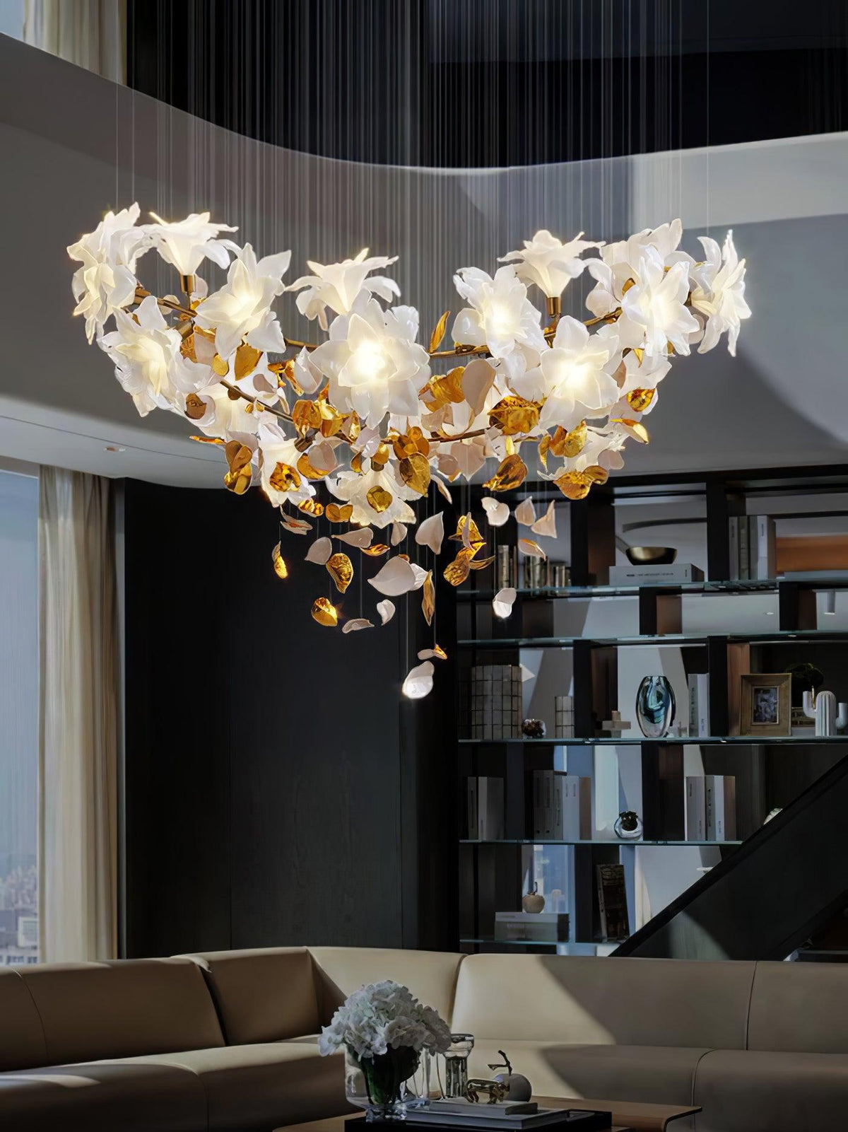 Araeos Flying Flowers Fluttering Kronleuchter aus Messing