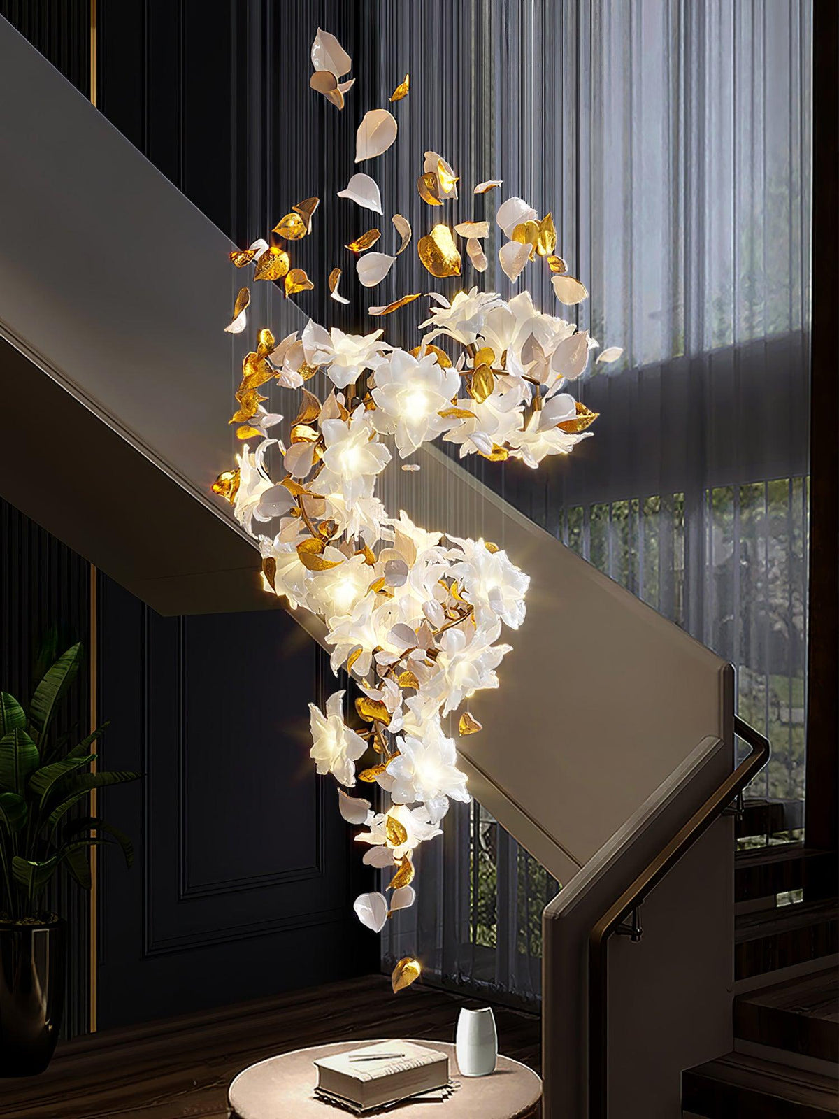 Araeos Flying Flowers Fluttering Kronleuchter aus Messing