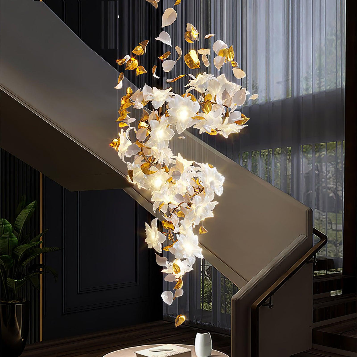 Araeos Flying Flowers Fluttering Kronleuchter aus Messing