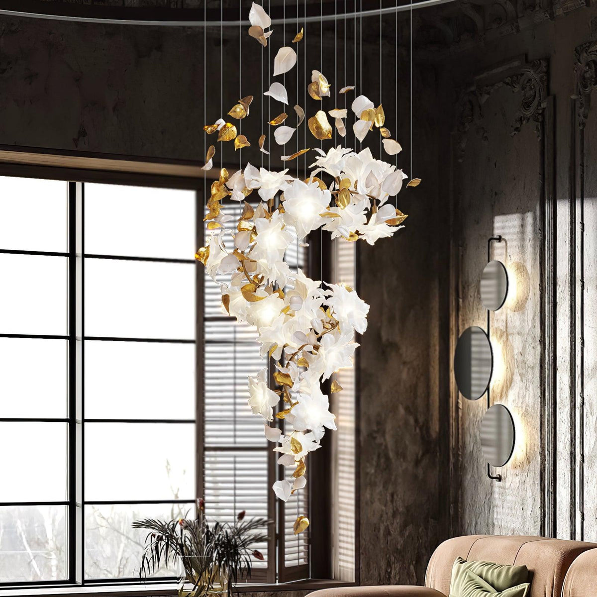 Araeos Flying Flowers Fluttering Kronleuchter aus Messing
