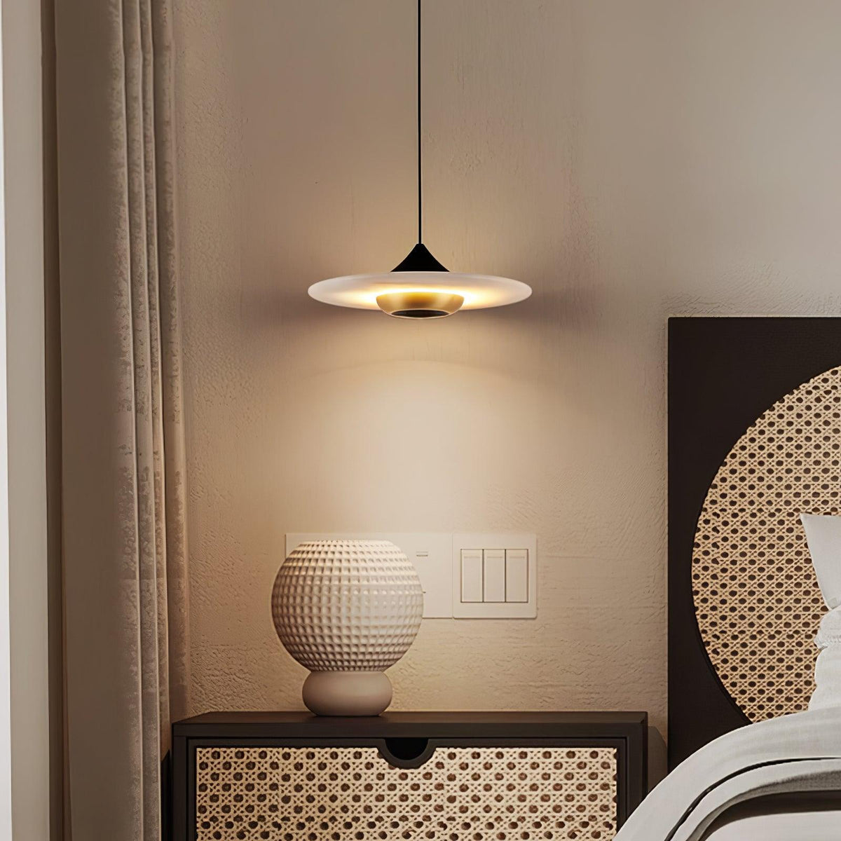 Avelyn Pendelleuchte aus Marmor im Cozy-Design | Gold & Schwarz & Weißer Marmor