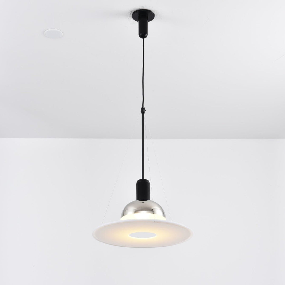 Viraeleria Flying Saucer Pendelleuchte