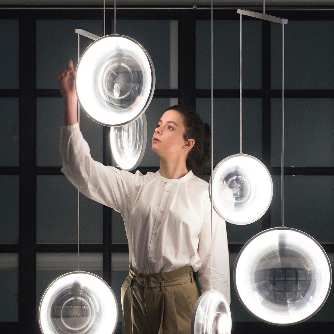 Eirienne Pendelleuchte aus Glas mit künstlerischem Design