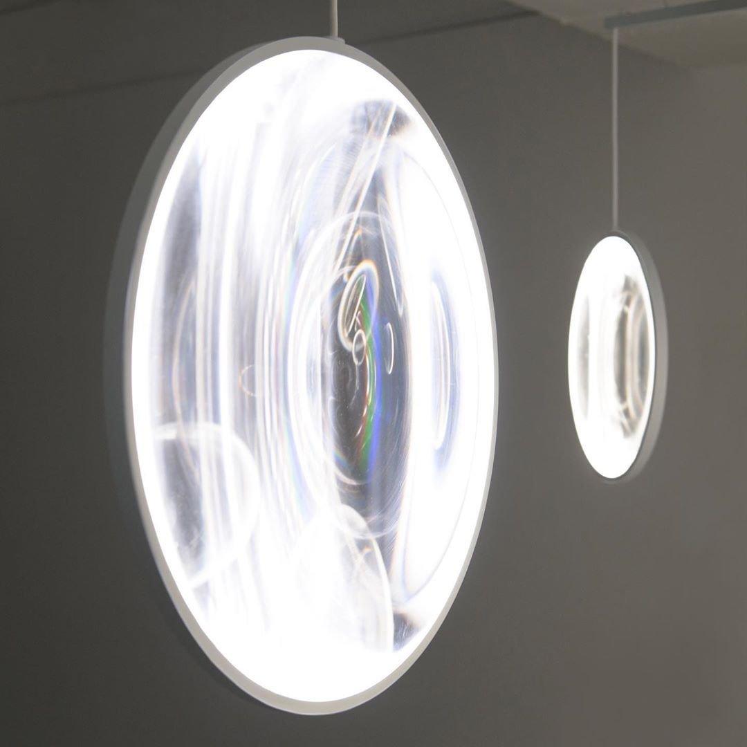 Eirienne Pendelleuchte aus Glas mit künstlerischem Design
