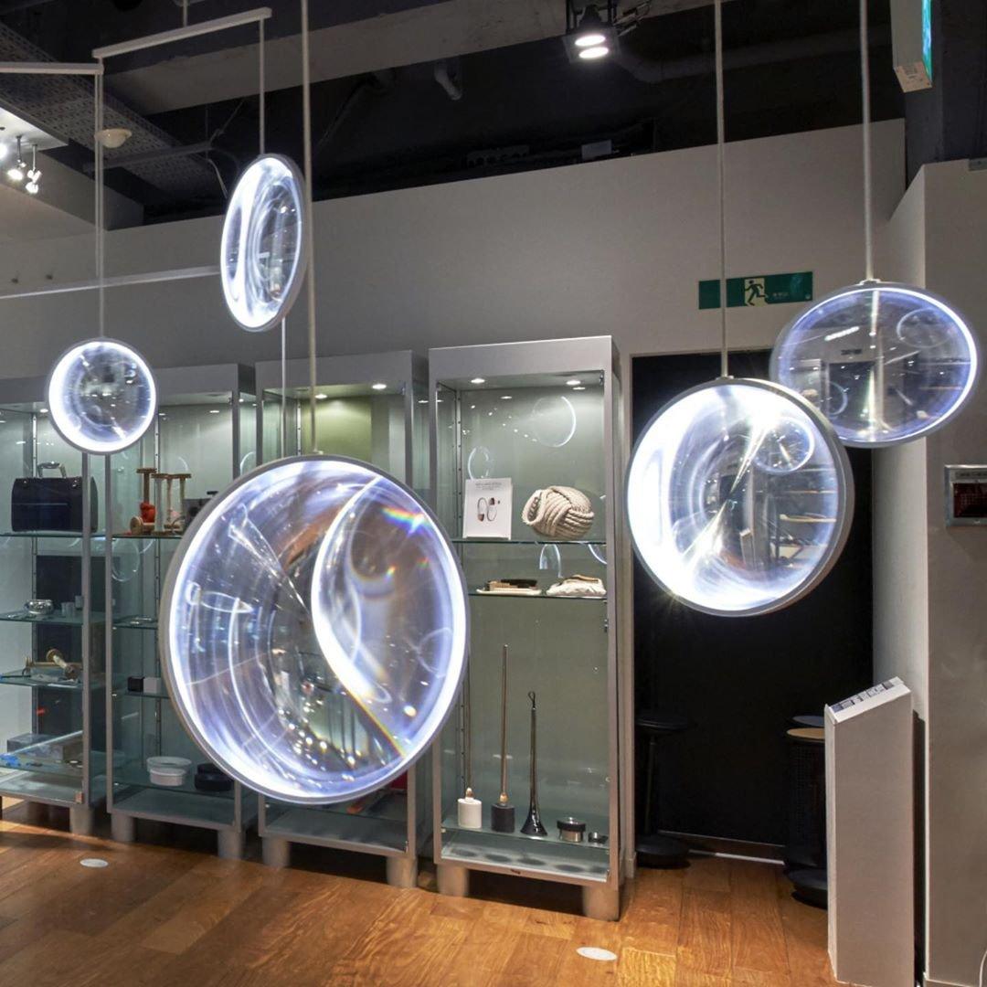 Eirienne Pendelleuchte aus Glas mit künstlerischem Design