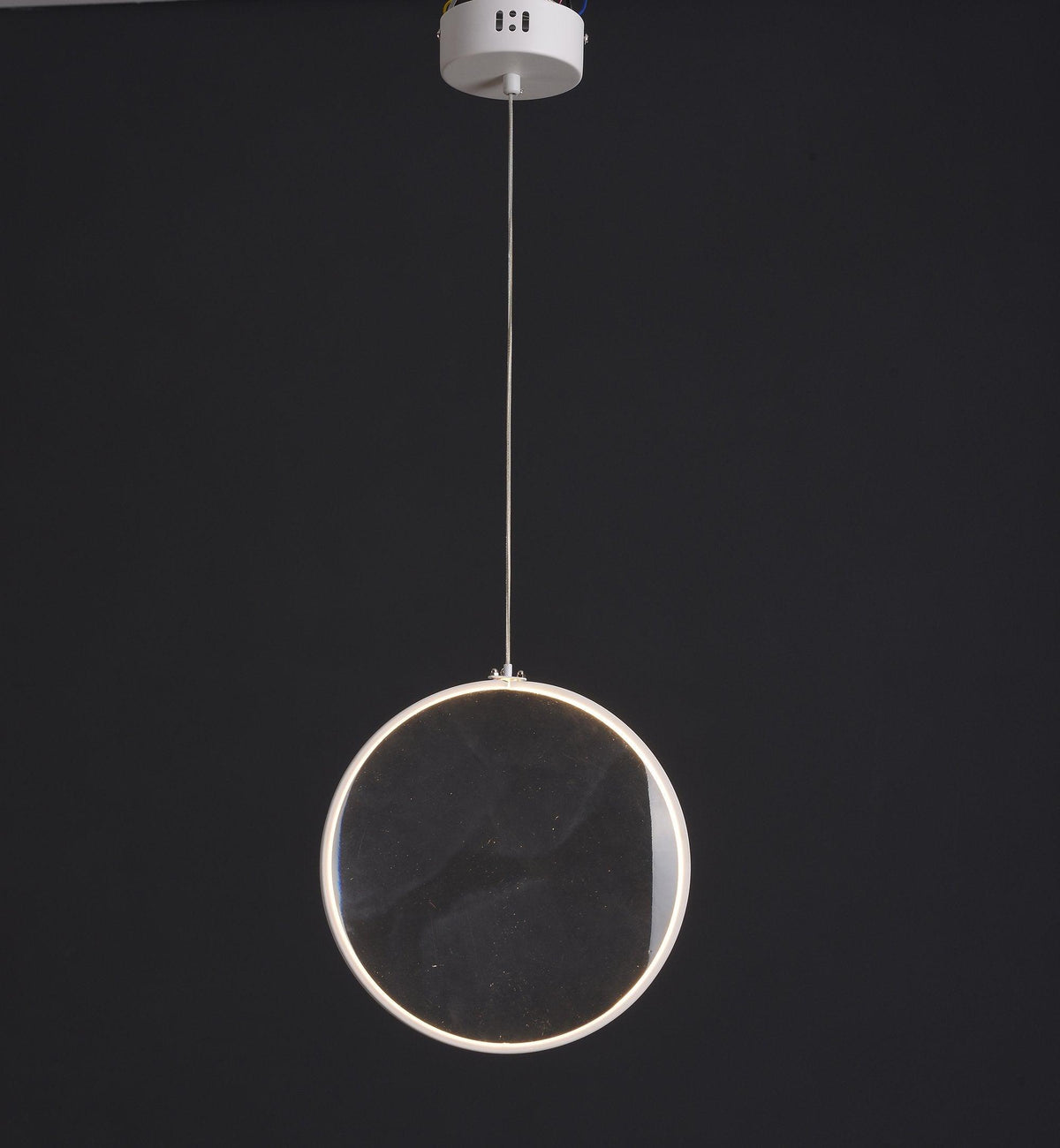 Eirienne Pendelleuchte aus Glas mit künstlerischem Design