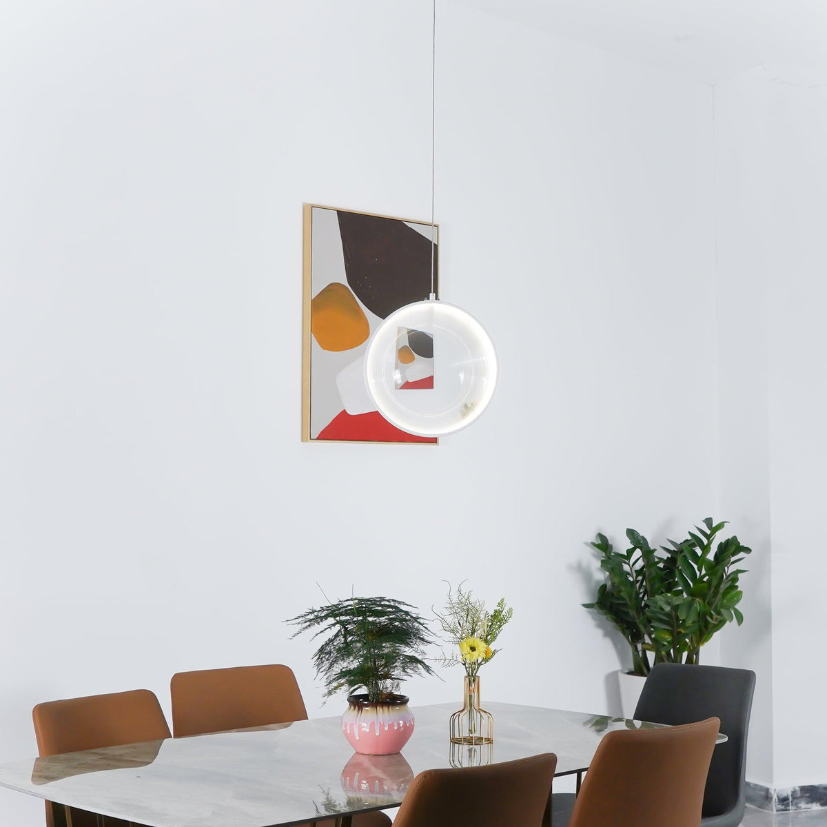 Eirienne Pendelleuchte aus Glas mit künstlerischem Design