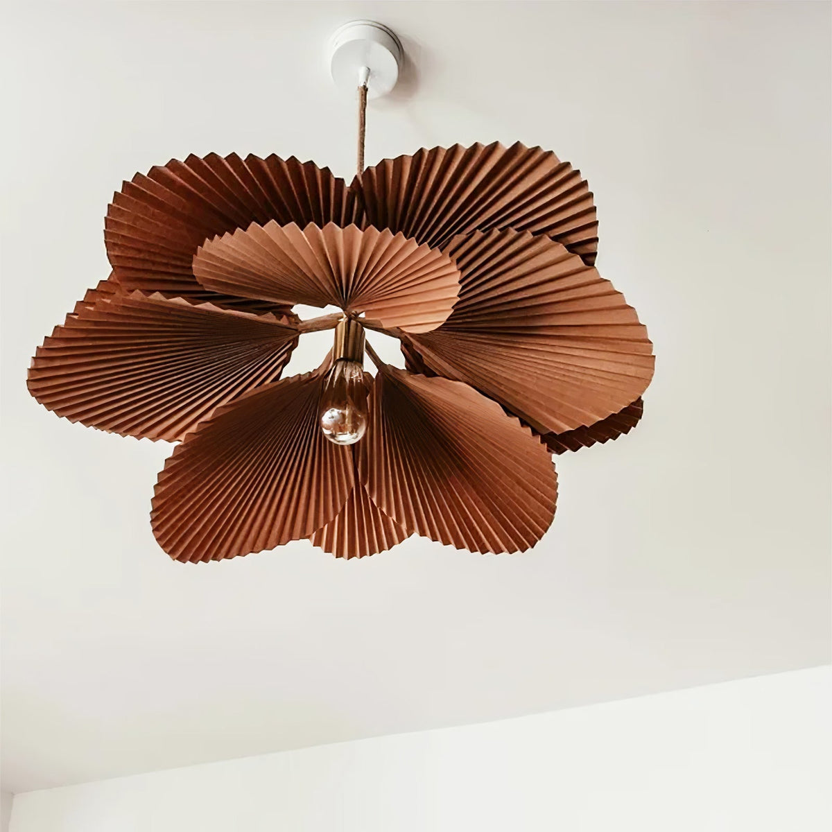 Wilto Pendelleuchte Lotus-Blatt gefalteter Papier floral