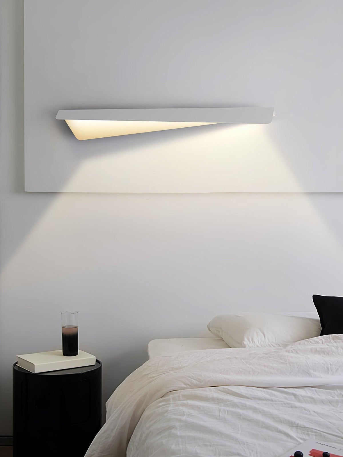 Sysore zeitgenössische minimalistische faltbare lineare Wandleuchte