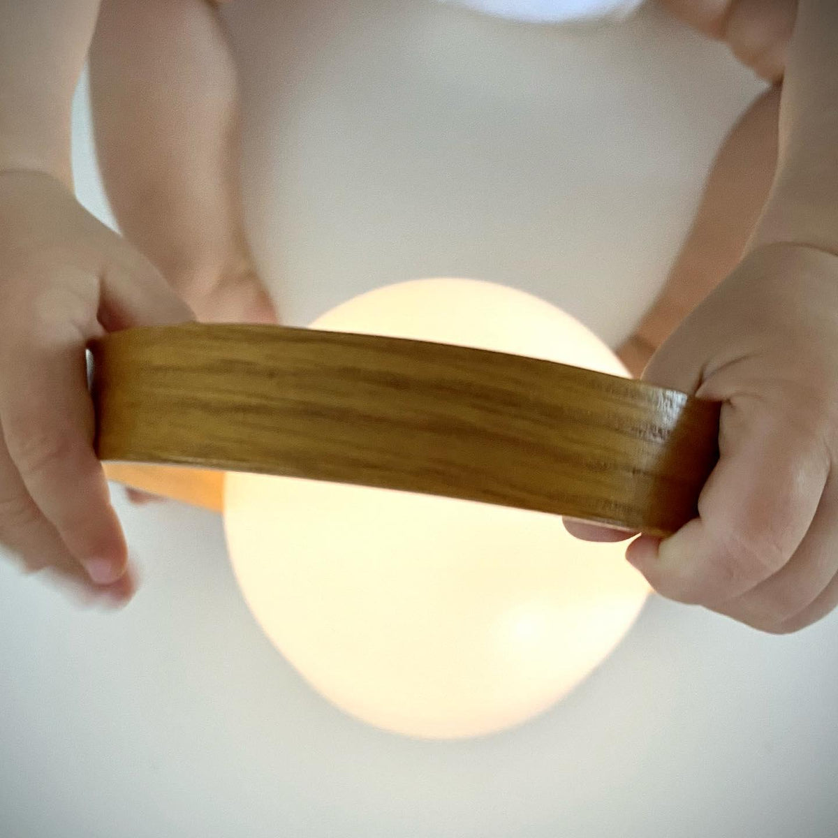 Nerys skandinavische Tischleuchte