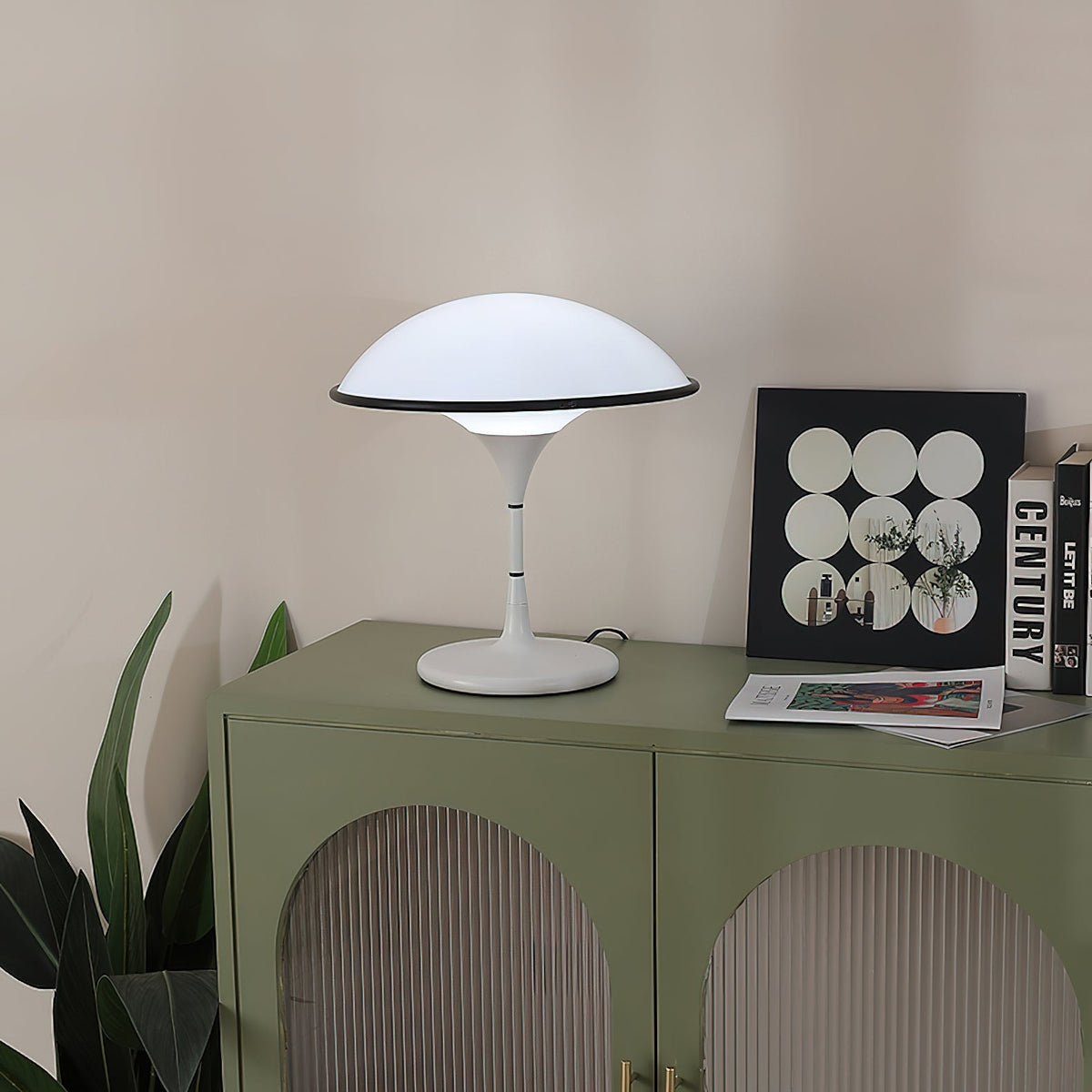 Revenor Acryl futuristische Tischleuchte