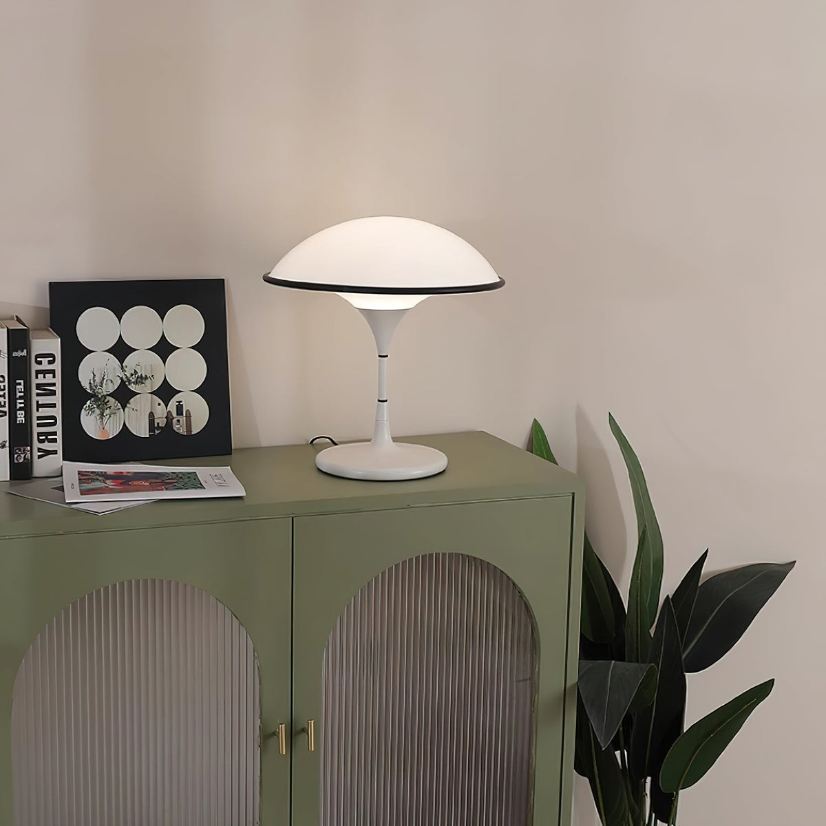 Revenor Acryl futuristische Tischleuchte