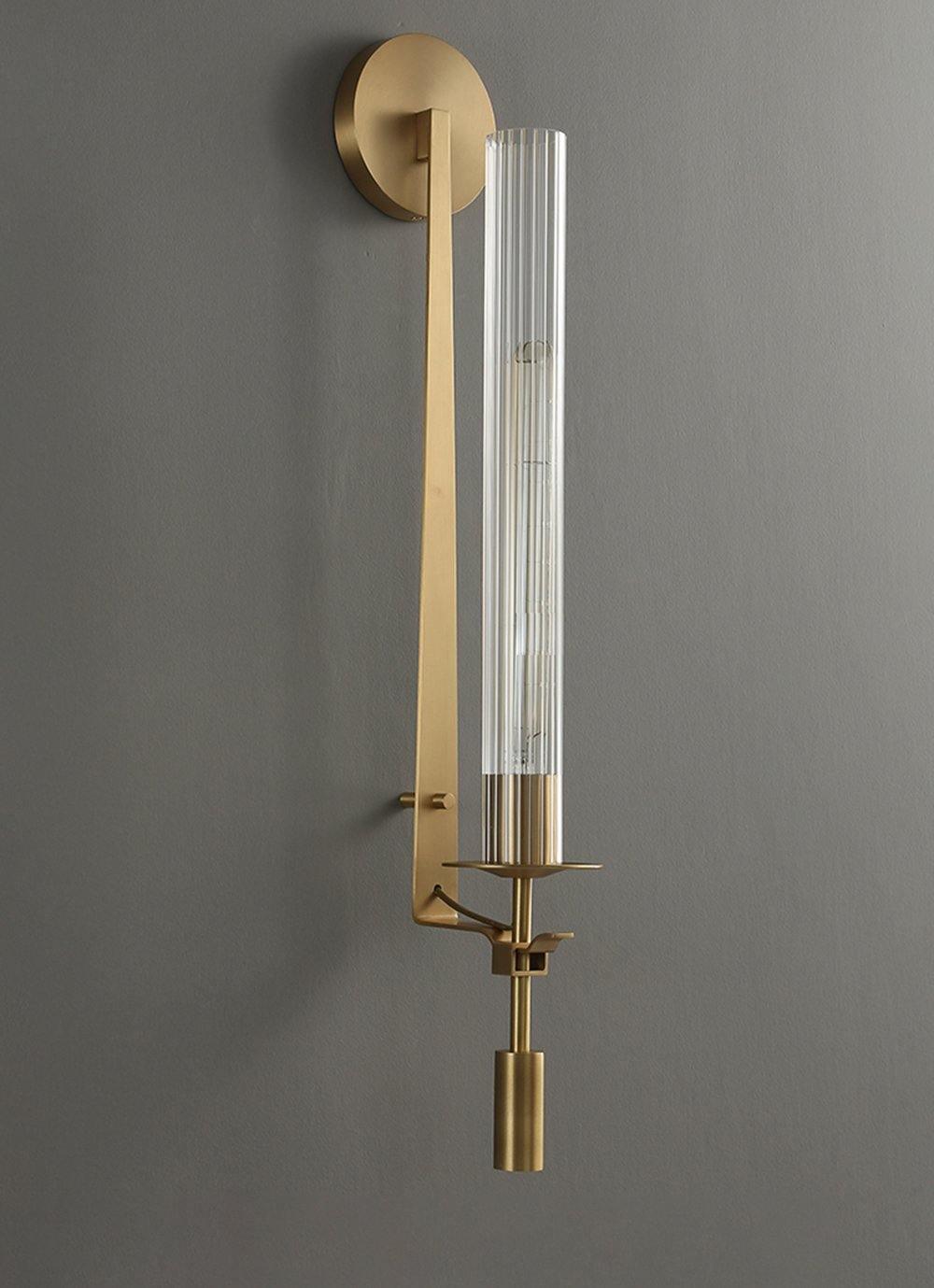 Veloora Wandleuchte Messing minimalistisch geripptes Glas