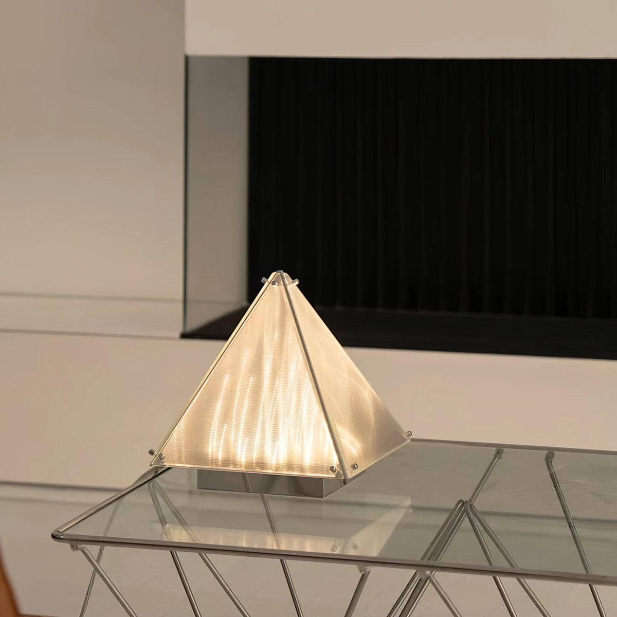 Mymiryre Pyramid-Glas-Tischleuchte