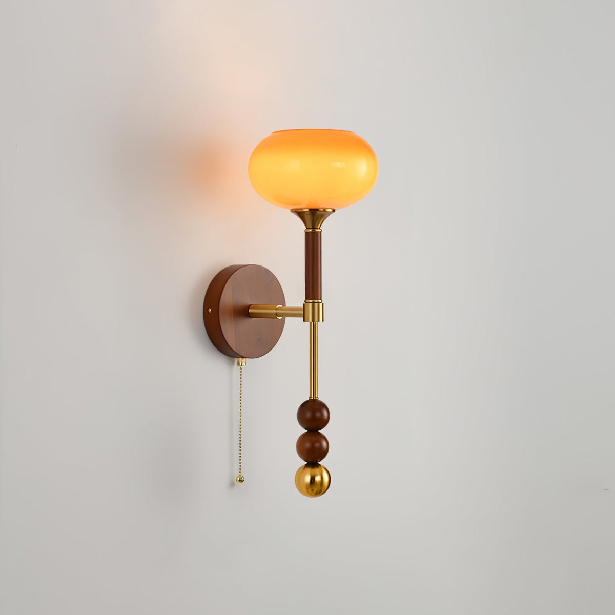 Hilda Roma Elegance Holz-Wandleuchte
