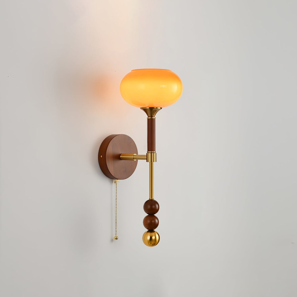 Hilda Roma Elegance Holz-Wandleuchte