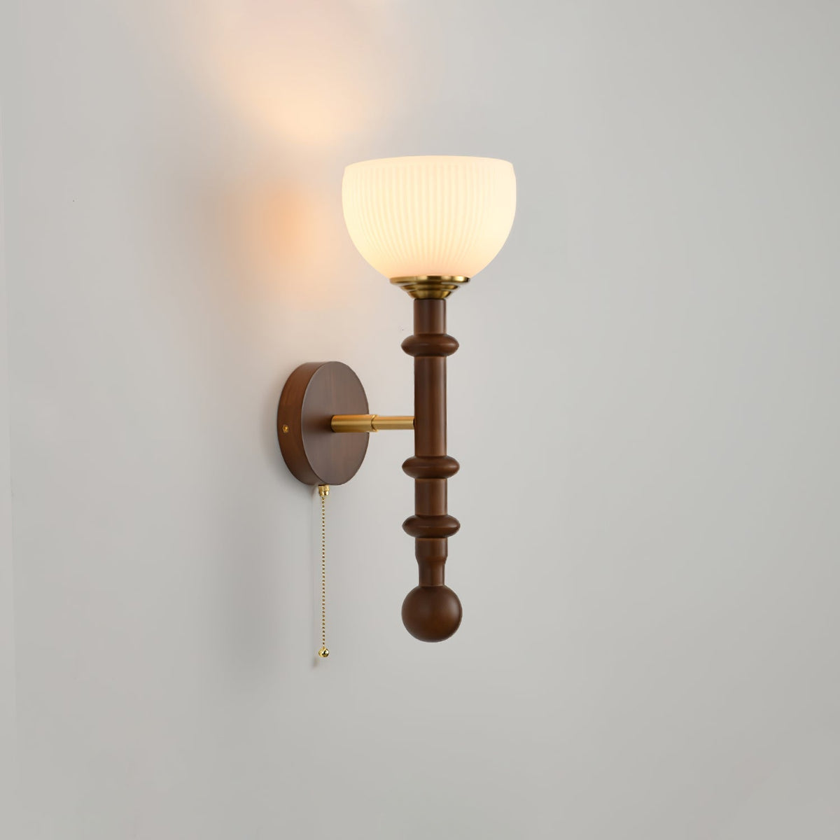 Hilda Roma Elegance Holz-Wandleuchte