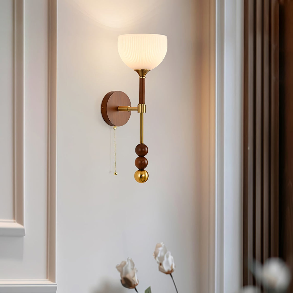 Hilda Roma Elegance Holz-Wandleuchte
