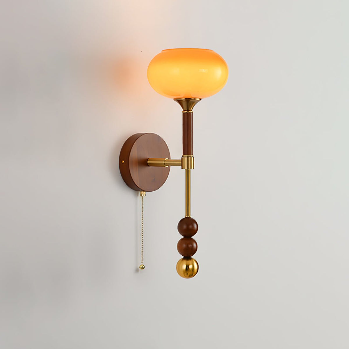 Hilda Roma Elegance Holz-Wandleuchte