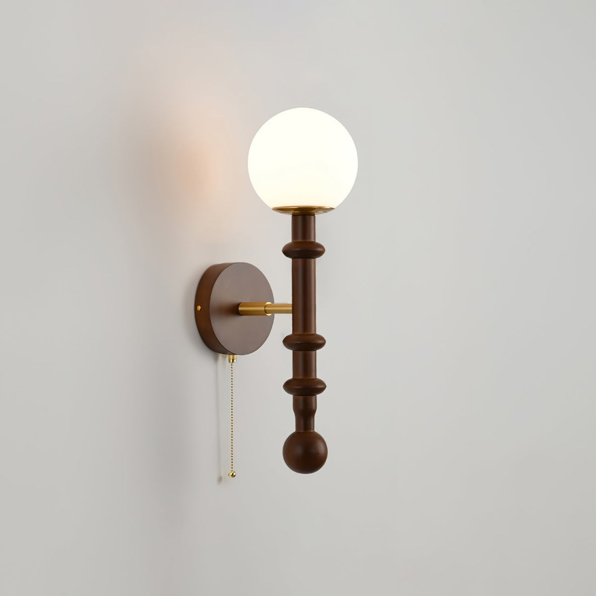 Hilda Roma Elegance Holz-Wandleuchte