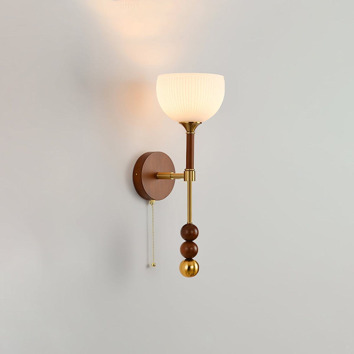Hilda Roma Elegance Holz-Wandleuchte
