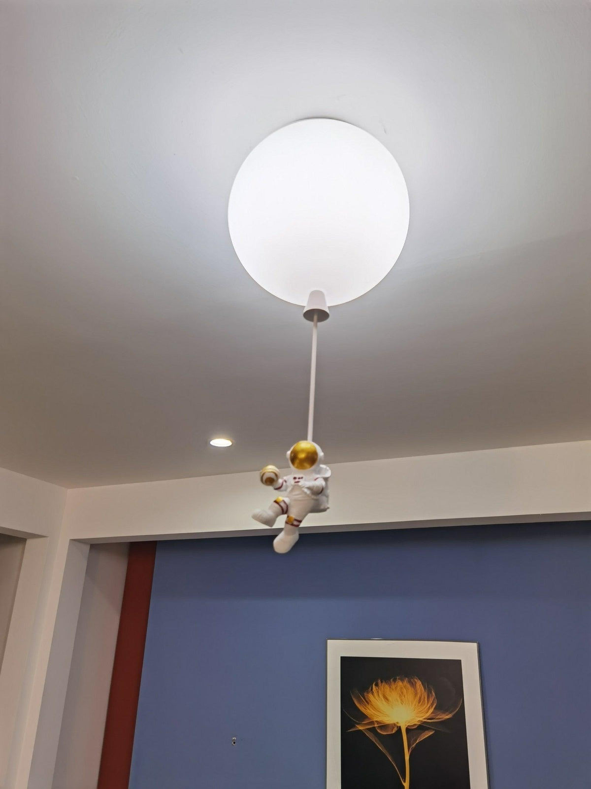 Nirerira Deckenleuchte Acrylballon Astronaut verspielt für Kinderzimmer