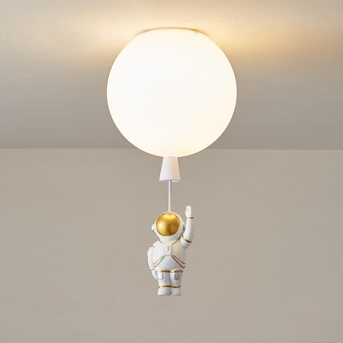 Nirerira Deckenleuchte Acrylballon Astronaut verspielt für Kinderzimmer
