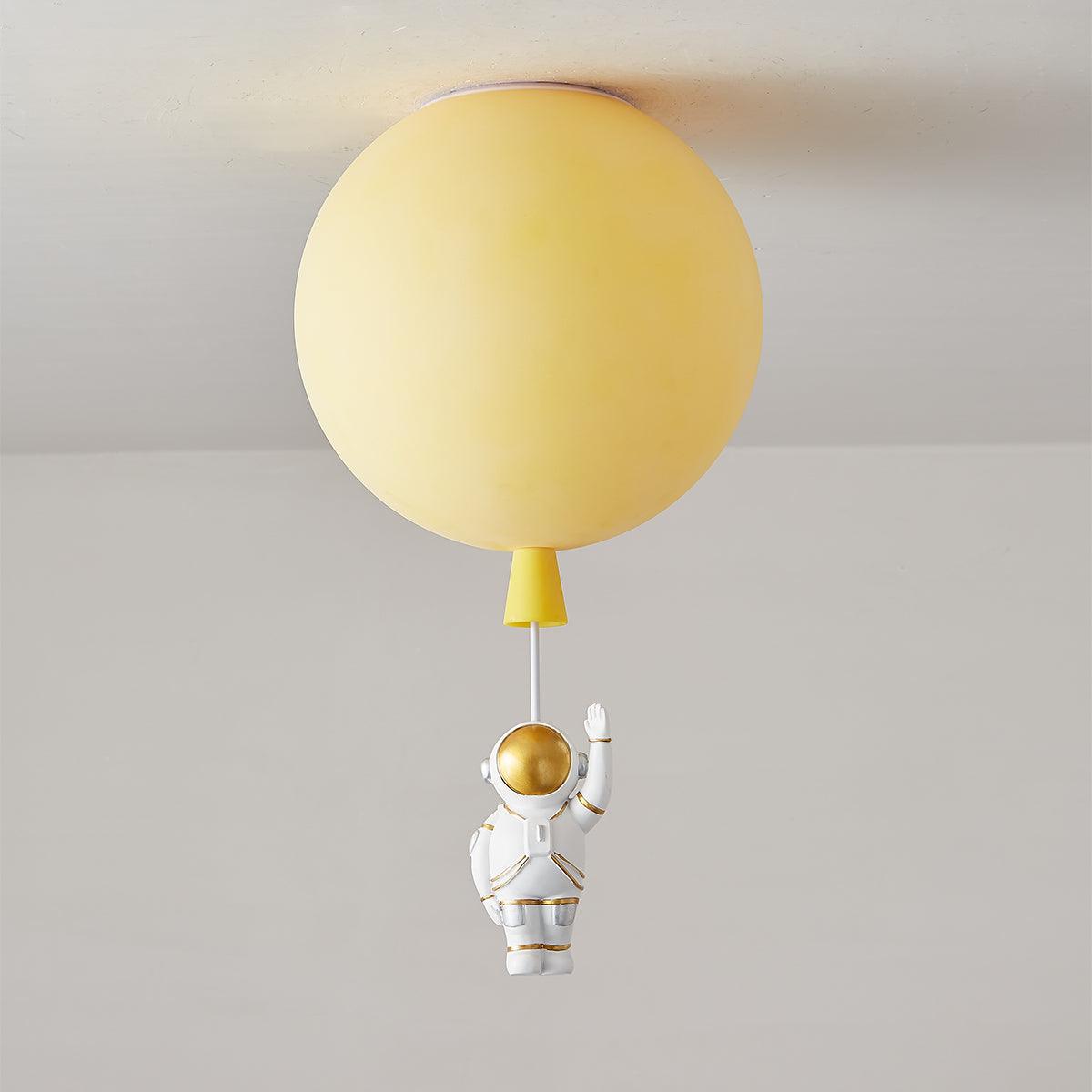 Nirerira Deckenleuchte Acrylballon Astronaut verspielt für Kinderzimmer