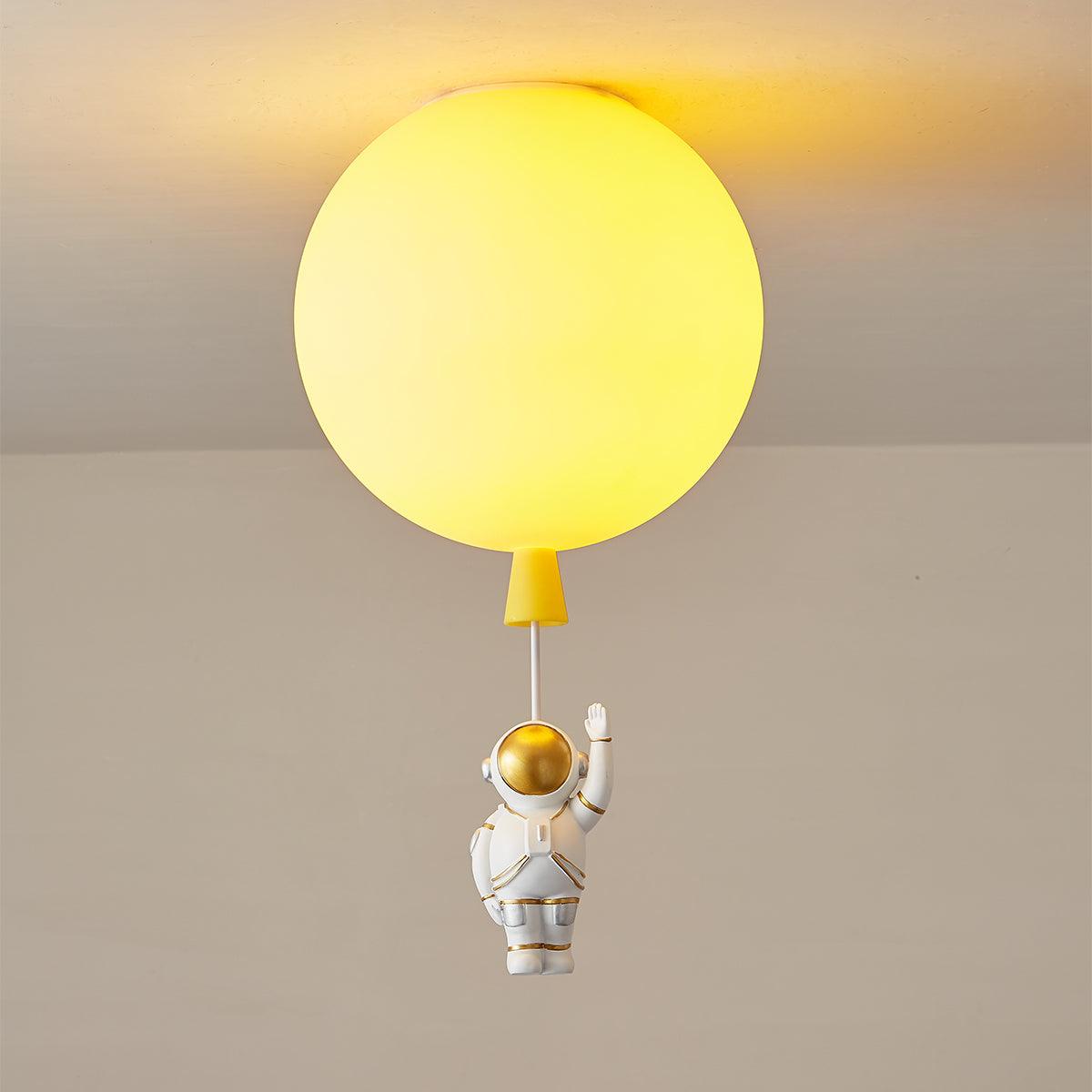 Nirerira Deckenleuchte Acrylballon Astronaut verspielt für Kinderzimmer