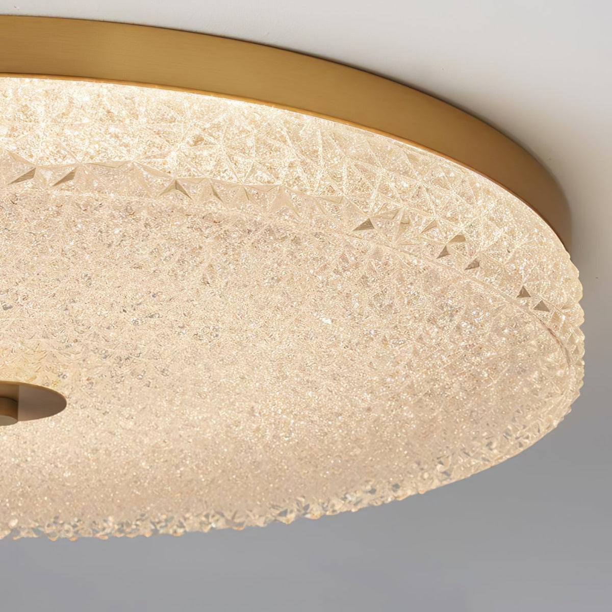 Celuelle Deckenleuchte aus Milchglas mit Textur im minimalistischen eleganten Stil
