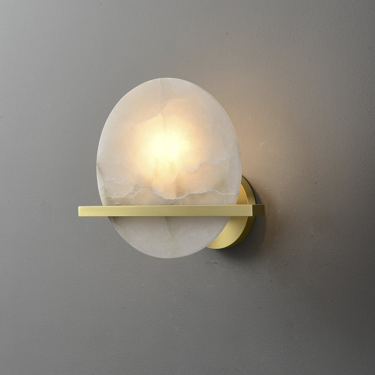 Avemis Kugel aus Alabaster Wandleuchte