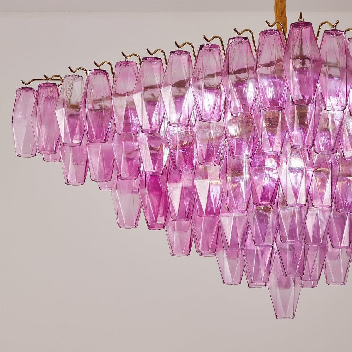 Miroian Kronleuchter Fuchsia Prism Inverted Pyramid