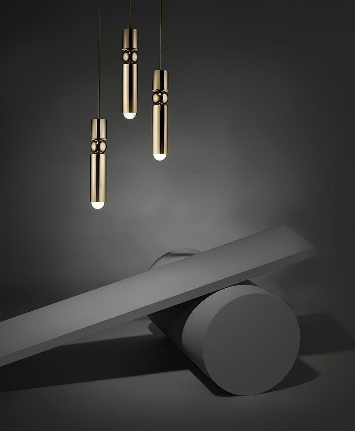Velkis Geometrische Pendelleuchte aus Aluminium