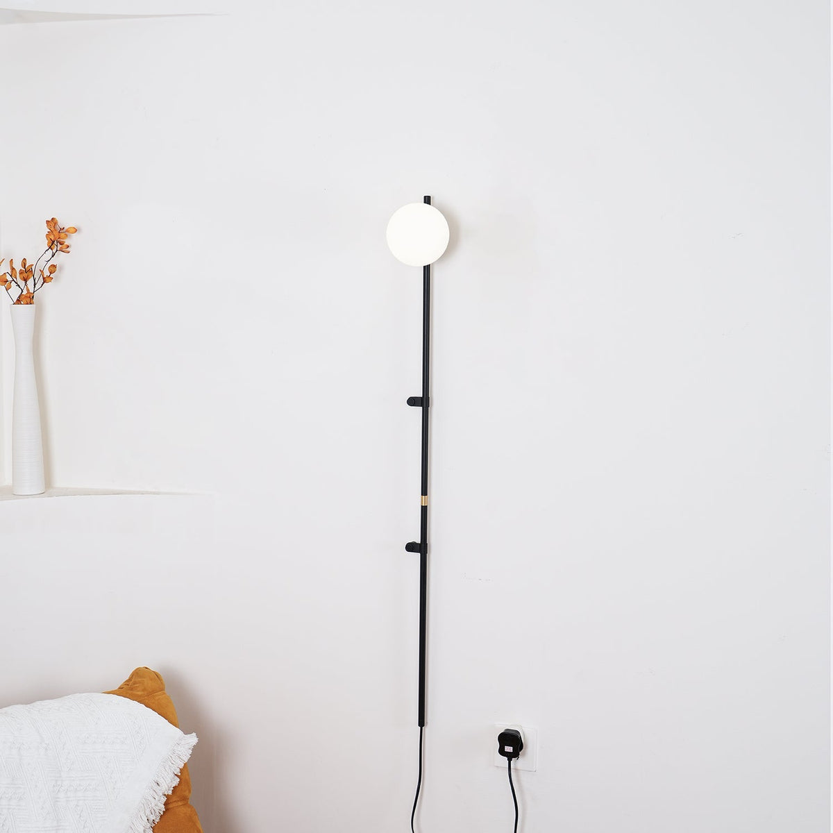 Curaeion zeitgenössische minimalistische Wandleuchte aus Glas mit US-Stecker