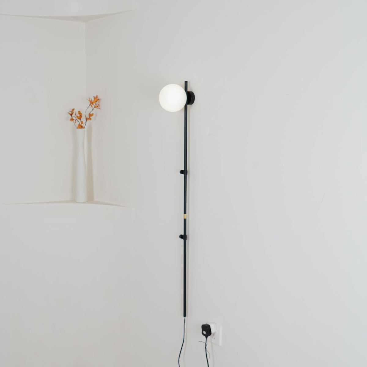 Curaeion zeitgenössische minimalistische Wandleuchte aus Glas mit US-Stecker