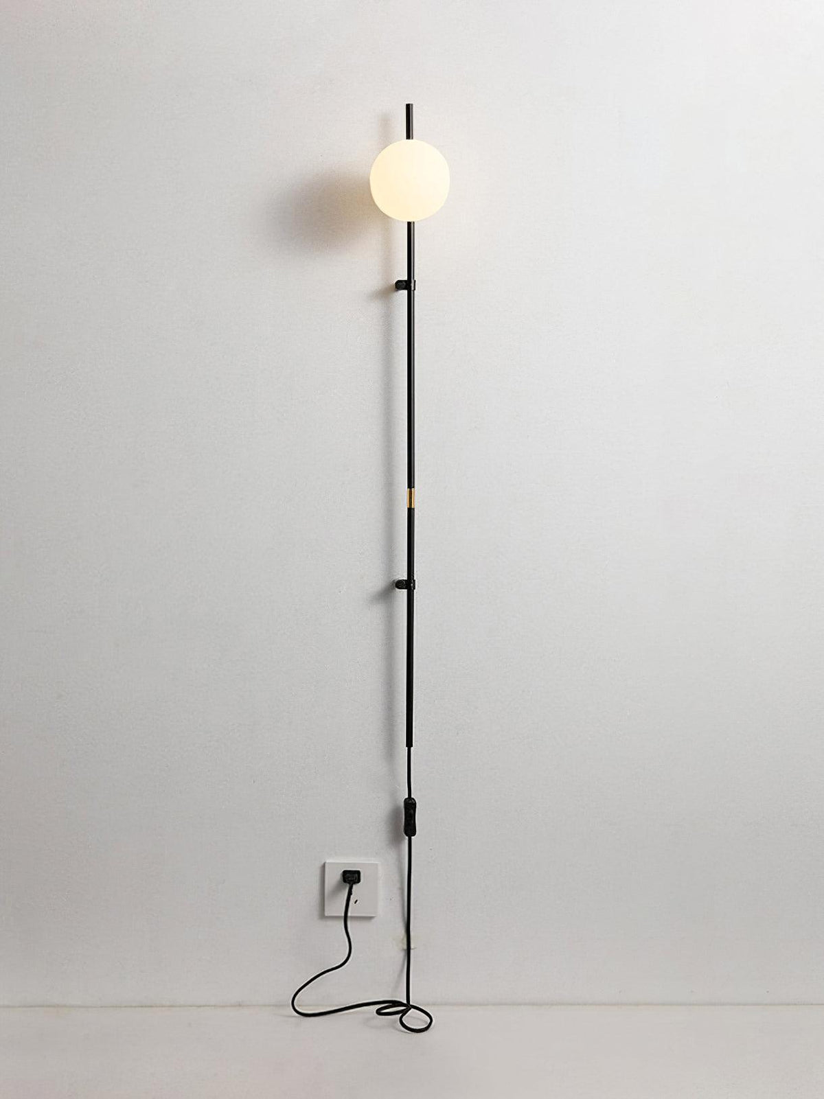 Curaeion zeitgenössische minimalistische Wandleuchte aus Glas mit US-Stecker