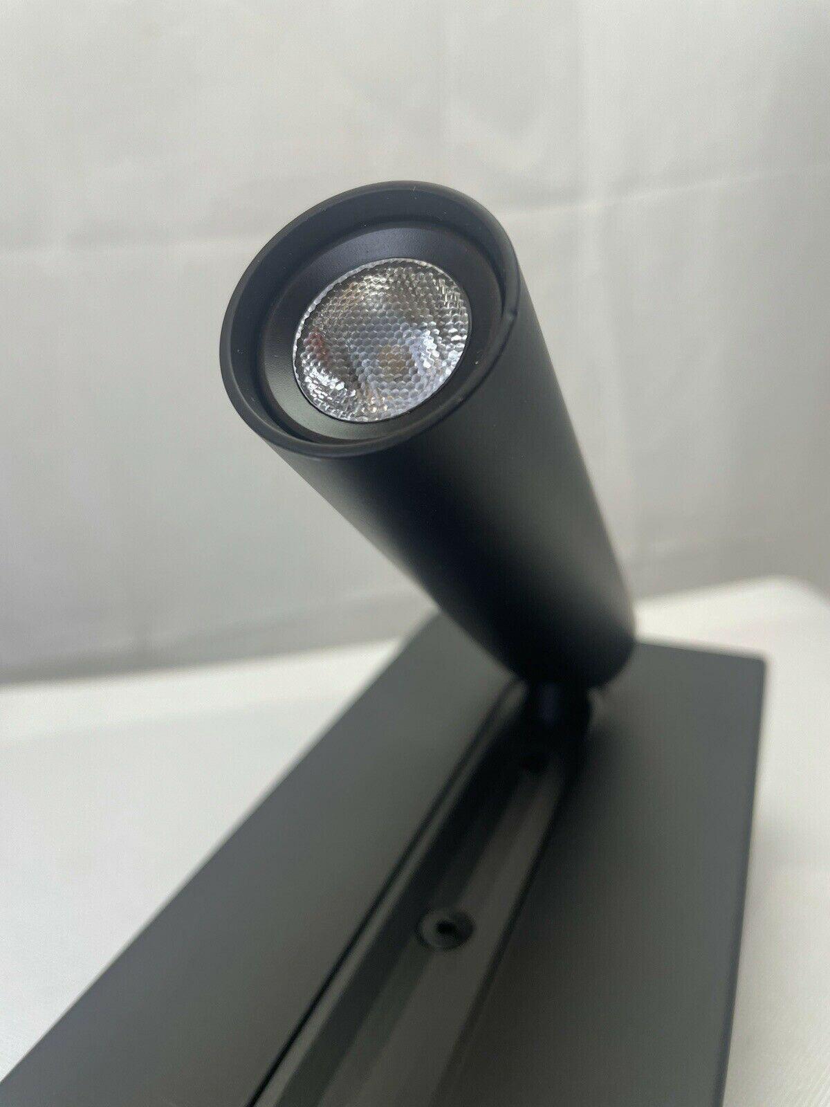 Sothis zeitgenössische minimalistische Nachttisch-Wandleuchte USB Schwarz