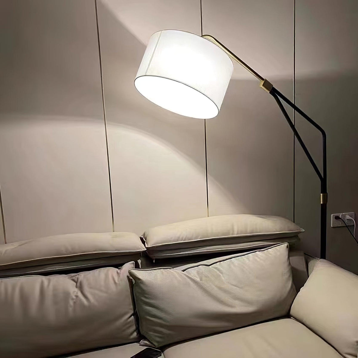 Eveny Minimalistische Marmor-Stehleuchte