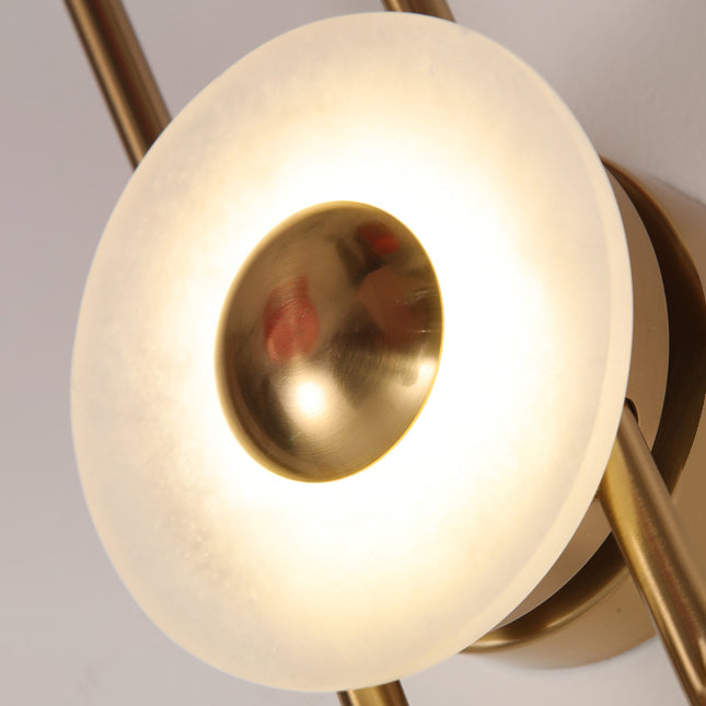 Eiroraria Wandleuchte mit skulpturaler Geometrie aus Alabaster