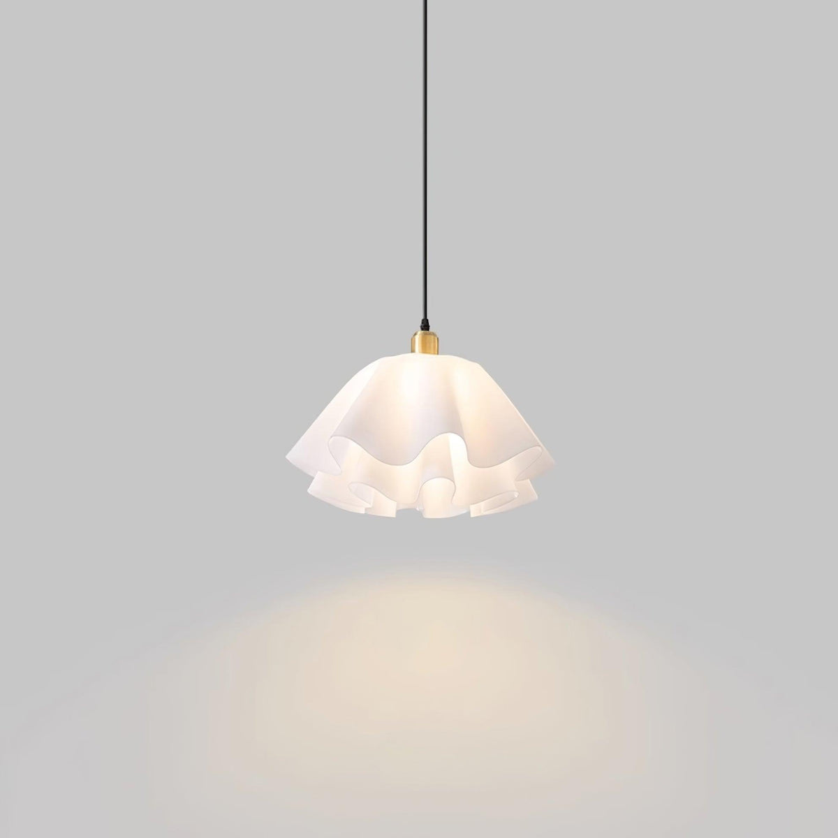 Vero zeitgenössische Petal-Pendelleuchte