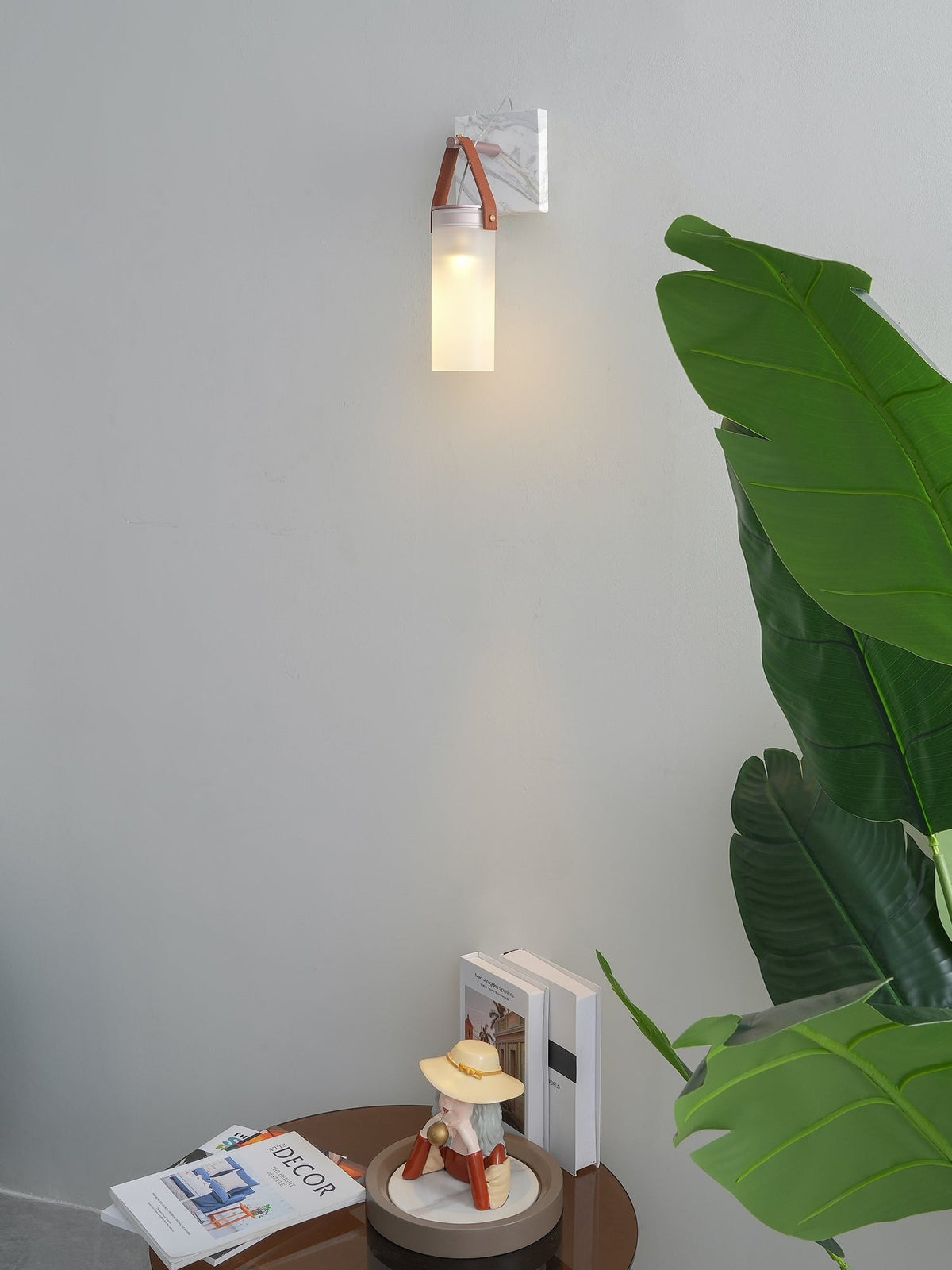Galerie Wandleuchte Fontana Glas Leder Marmor