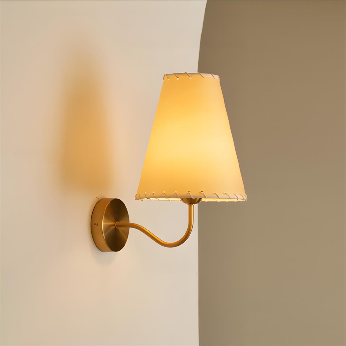 Greer Gentle Bend Wandleuchte