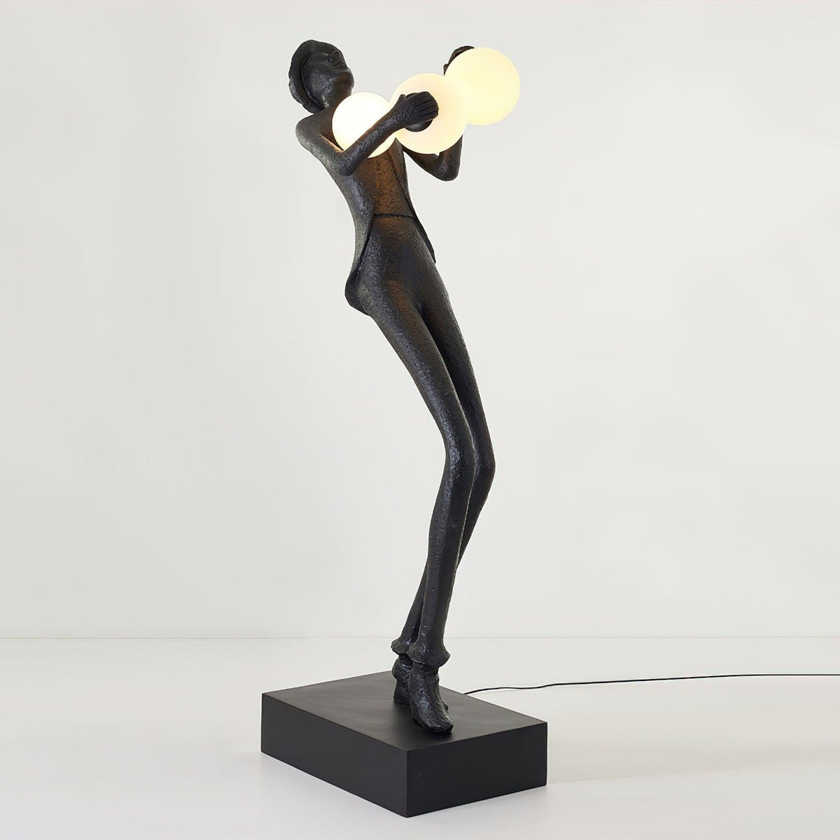 Evlirir Kunstbronze-Stehleuchte &