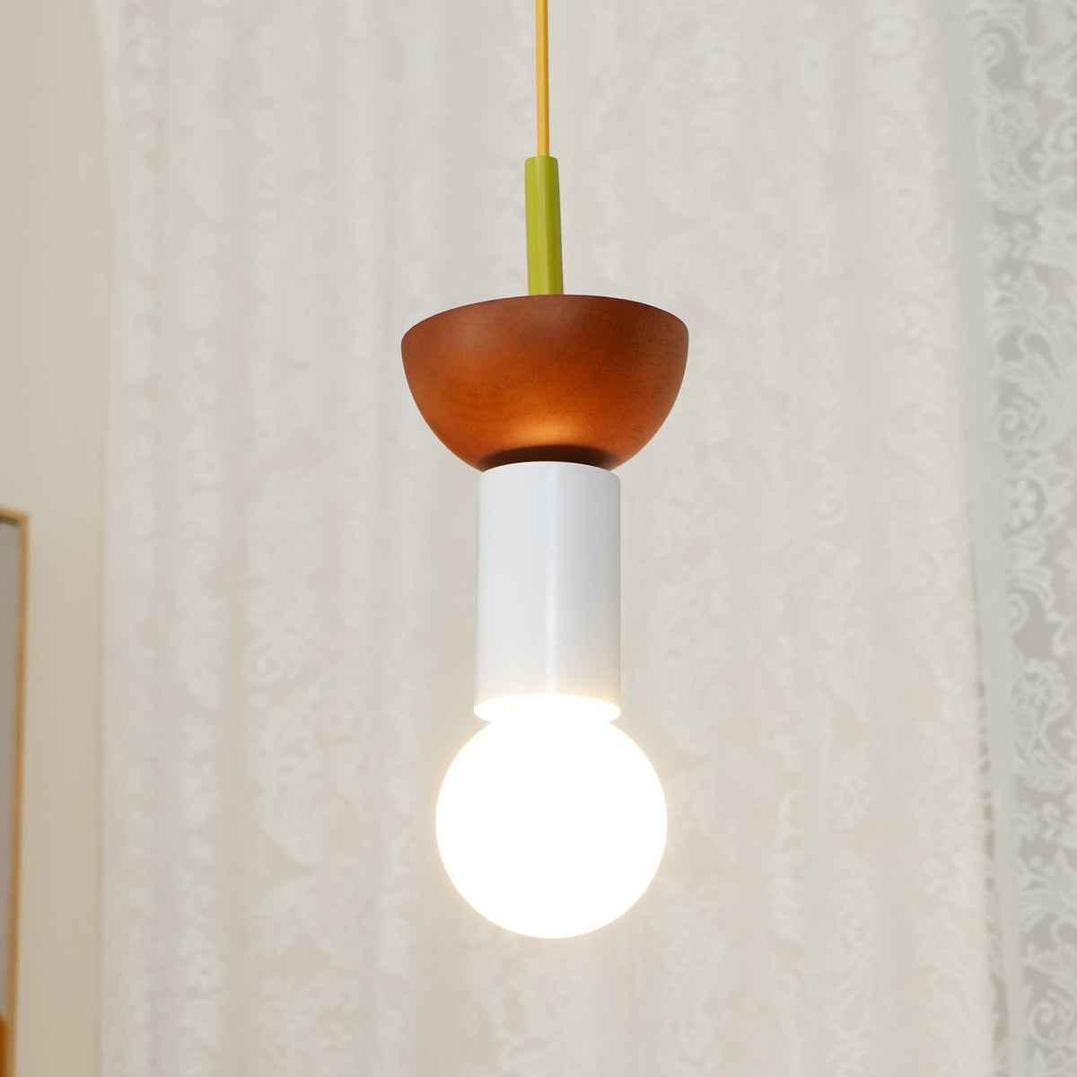 Gram zeitgenössische Holz-Pendelleuchte